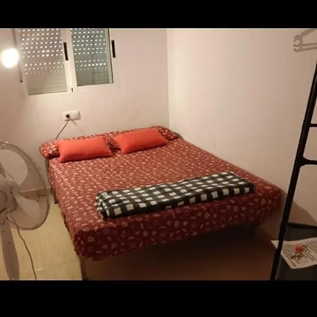 Apartment Habitacion A 500 Metros De La Playa